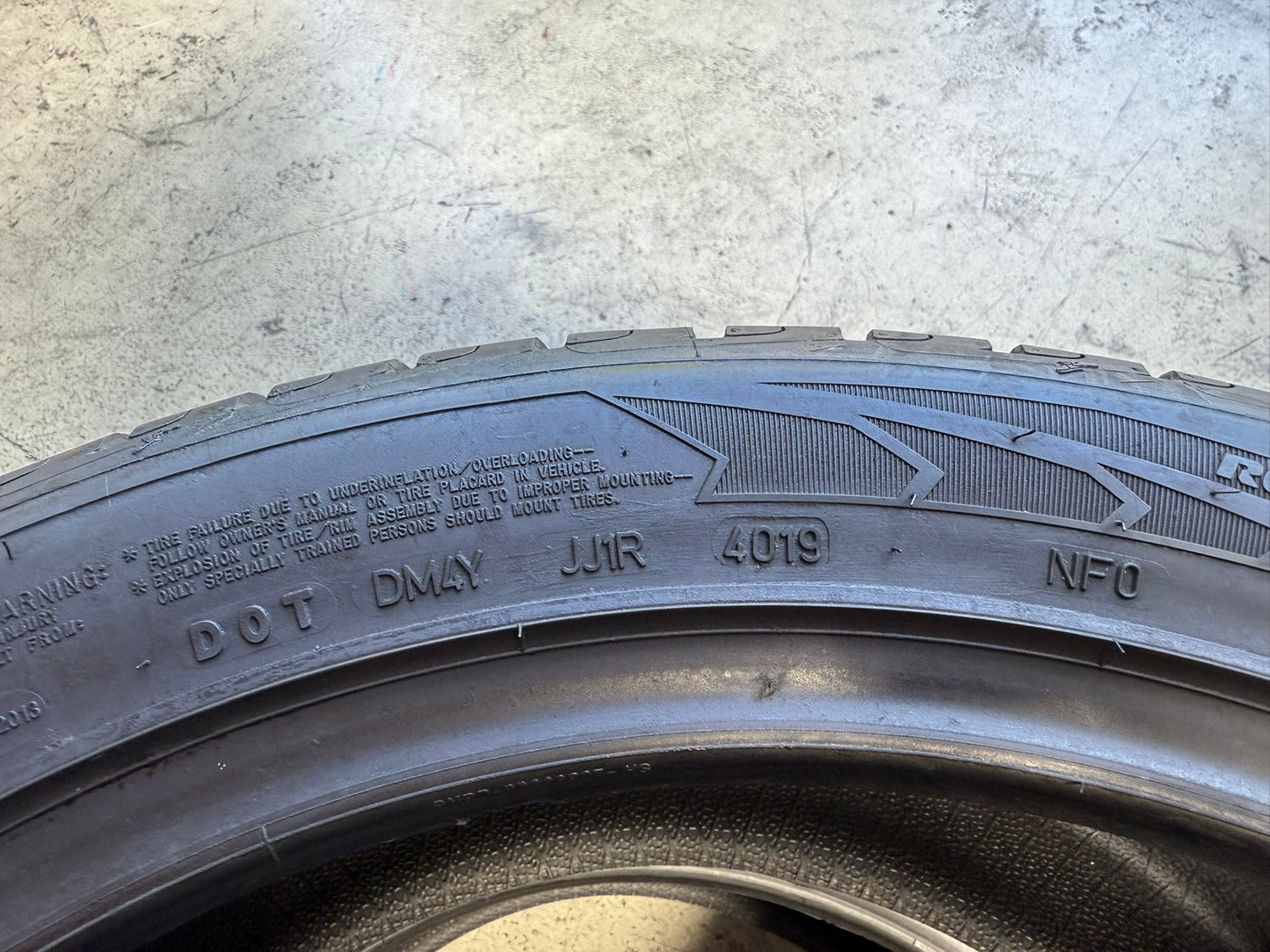Usato: 2 Gomme 285/40R20 108V XL Goodyear Invernali 95% residui