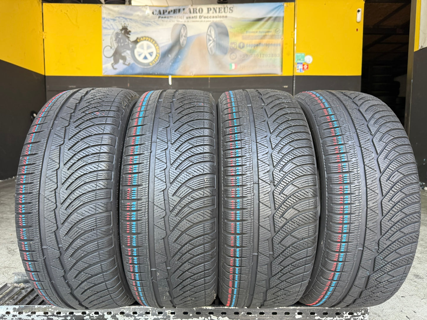 Usato: 4 Gomme 225/50R18 99V XL Michelin Invernali 85% residui
