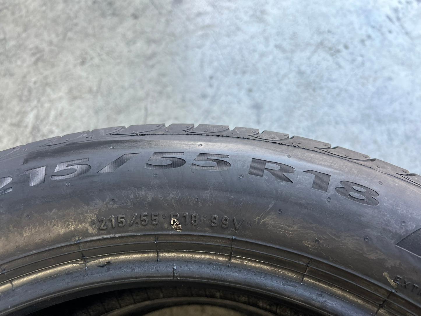Usato: 2 Gomme 215/55R18 99V XL Pirelli Estive 85% residui