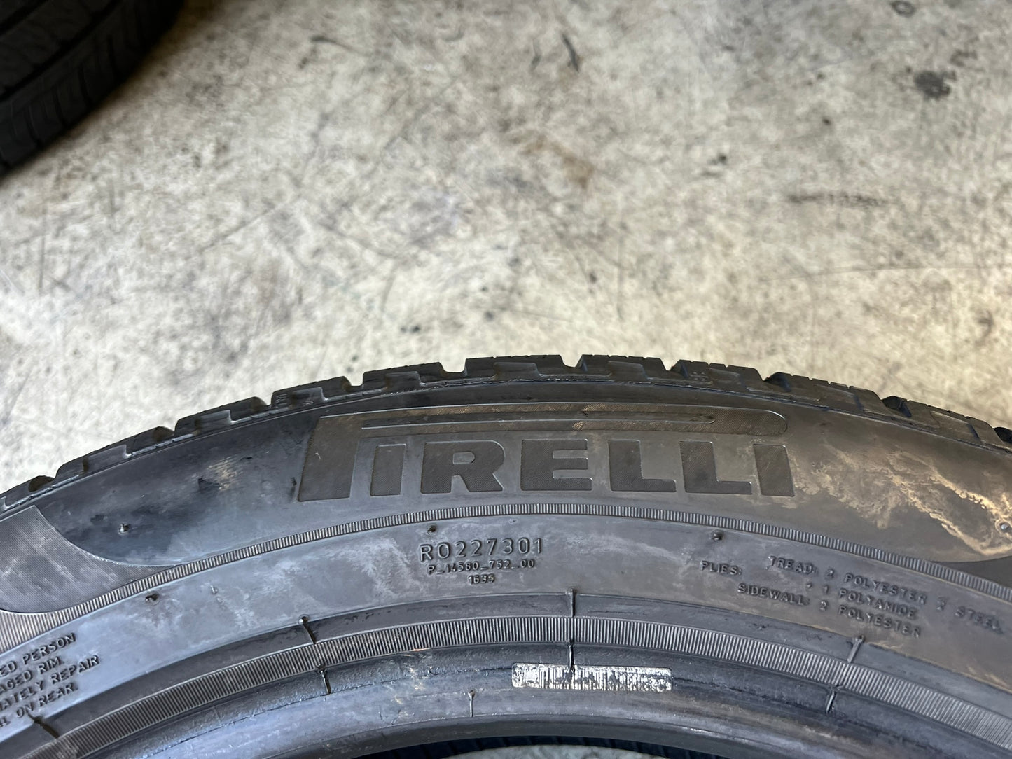 Usato: 1 Gomma 235/50R18 101V XL Pirelli Invernali 85% residui