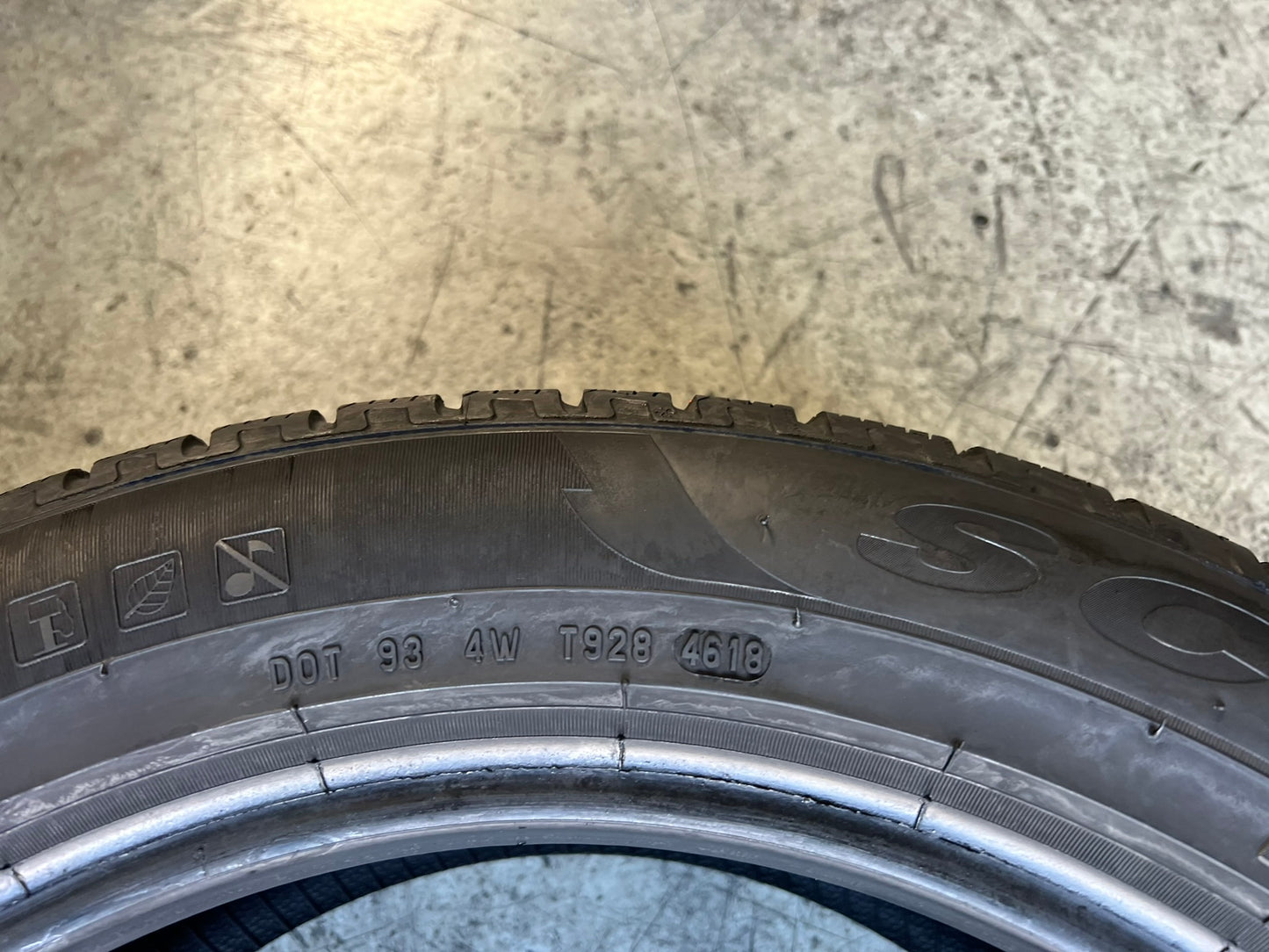 Usato: 1 Gomma 235/50R18 101V XL Pirelli Invernali 85% residui