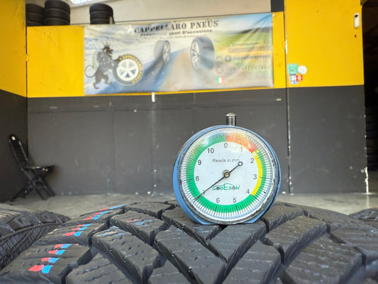 Usato: 4 Gomme 215/40R17 87V XL Continental Invernali 95% residui