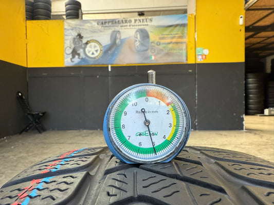 Usato: 2 Gomme 205/40R18 86V XL Pirelli Invernali 75% residui