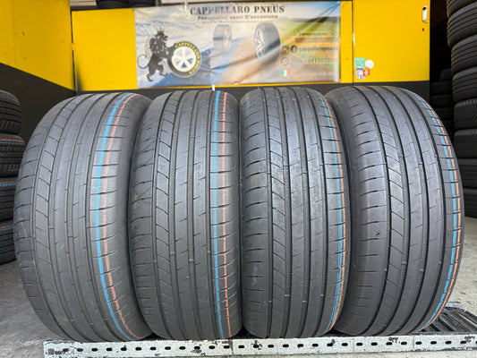 Usato: 4 Pneumatici Goodyear EfficientGrip Performance 2 215/50R18 92V MFS Estivi 90/95% Residui