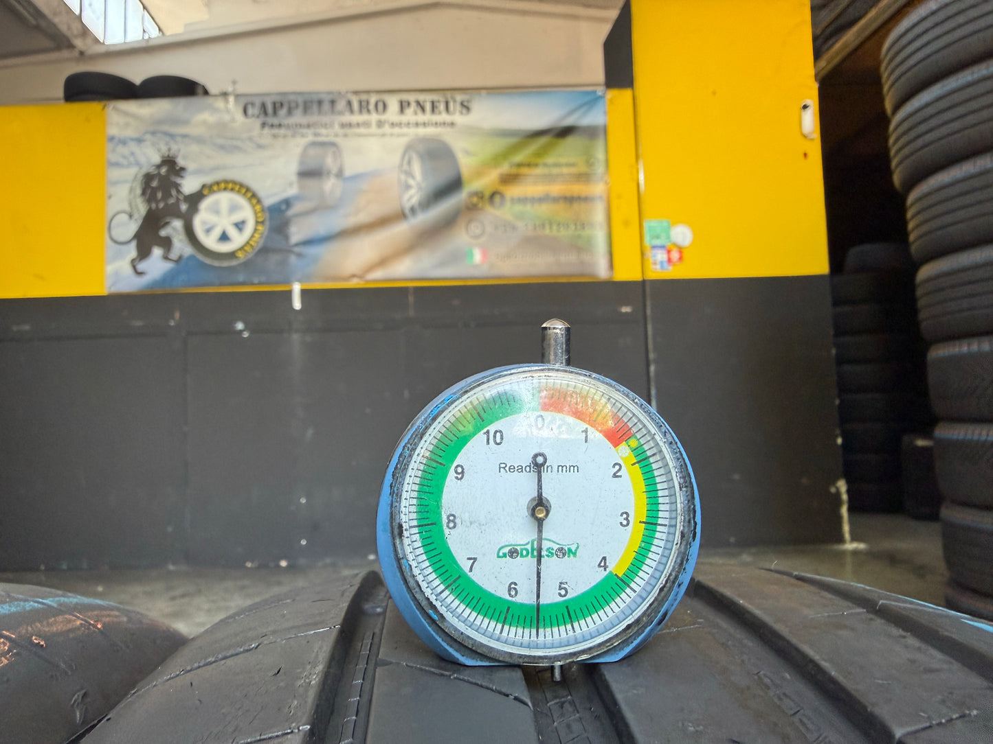 Usato: 4 Pneumatici Goodyear Eagle F1 Asymmetric 5 215/50R18 96W XL Estivi 80/85% Residui