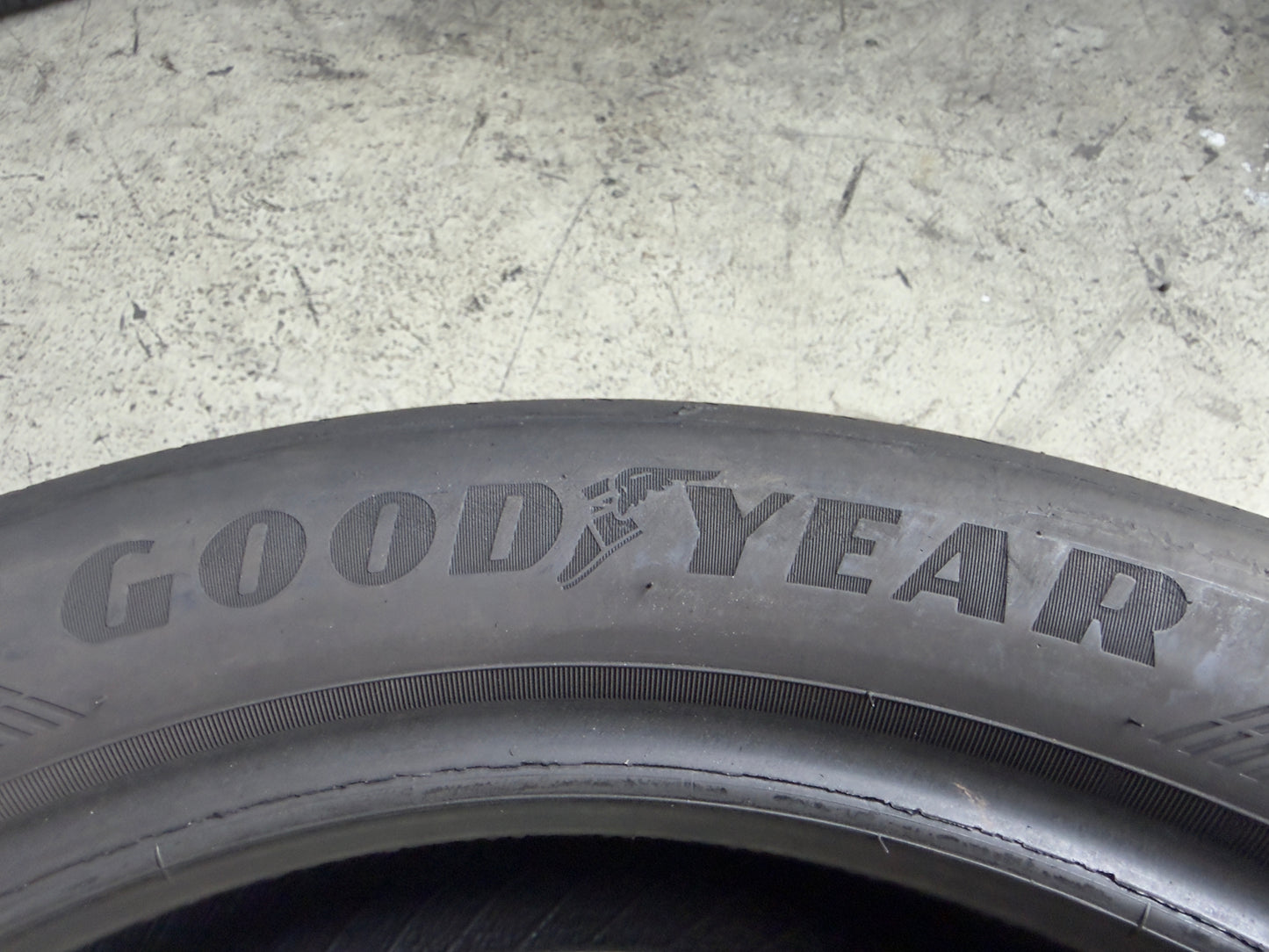 Usato: 4 Pneumatici Goodyear Eagle F1 Asymmetric 5 215/50R18 96W XL Estivi 80/85% Residui