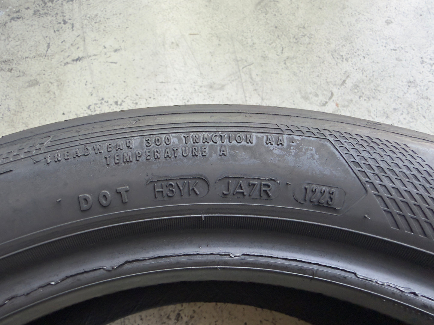 Usato: 4 Pneumatici Goodyear Eagle F1 Asymmetric 5 215/50R18 96W XL Estivi 80/85% Residui