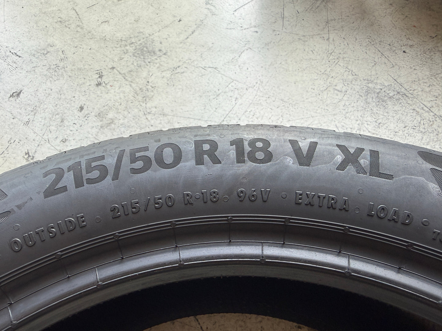 Usato: 4 Pneumatici Continental EcoContact 6 EVc 215/50R18 96V XL Estivi 90% Residui DOT 2024 / 2023