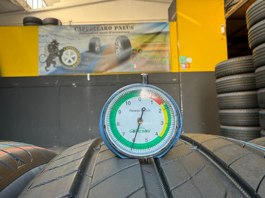 Usato: 4 Pneumatici Michelin Primacy 4 215/50R18 92W AO Estivi 85/90% Residui