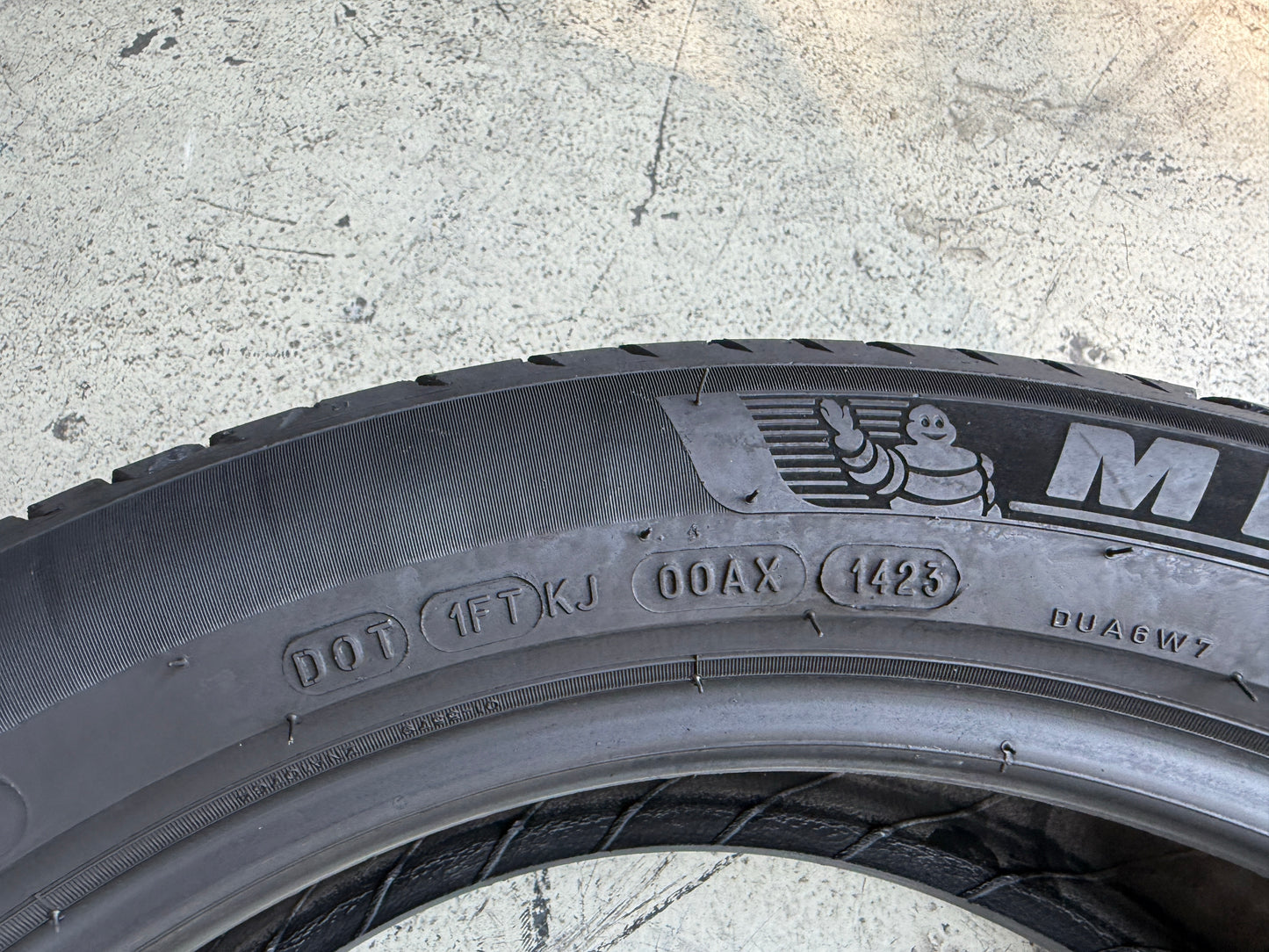 Usato: 4 Pneumatici Michelin Primacy 4 215/50R18 92W AO Estivi 85/90% Residui