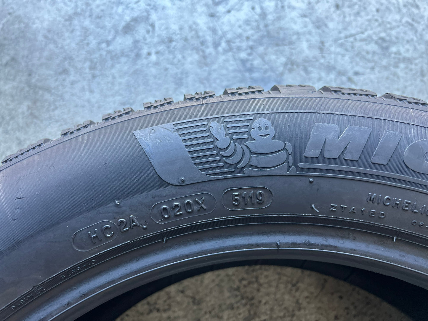 Usato: 1 Pneumatico 205/55R17 95V XL Michelin Invernali 90% residui