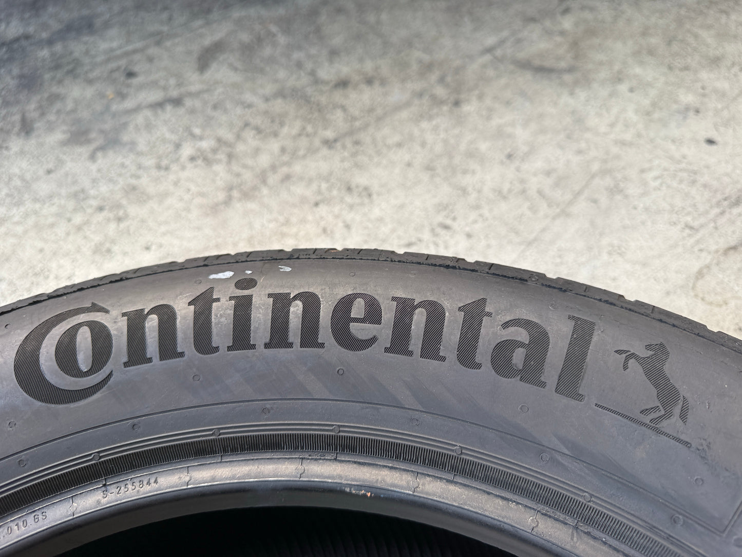Usato: 4 Pneumatici Continental EcoContact 6 235/55R18 100W MO EVc Estive 85% Residui