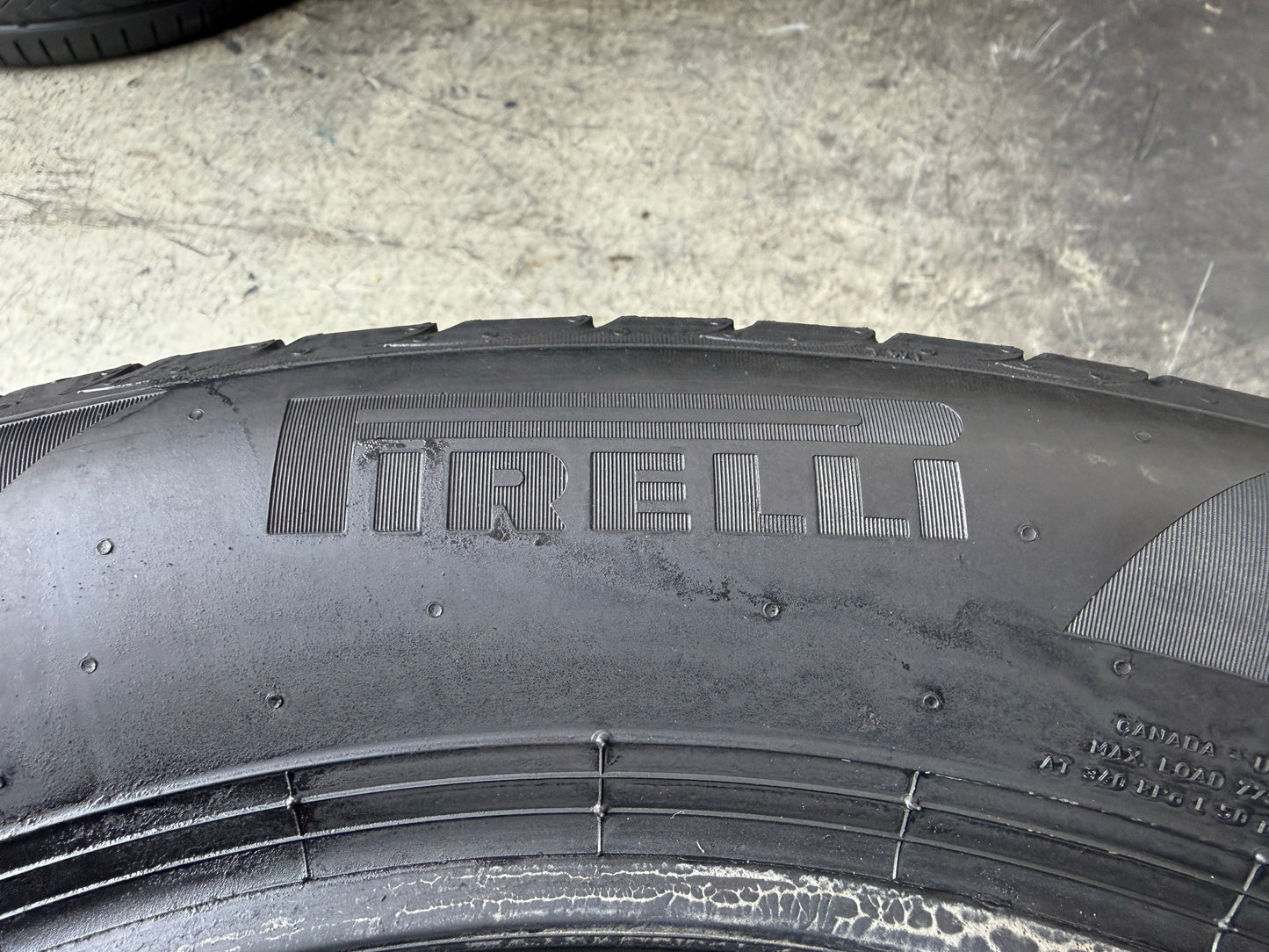 Usato: 2 Pneumatici Pirelli Powergy 215/55R18 99V XL Estive 90% Residui