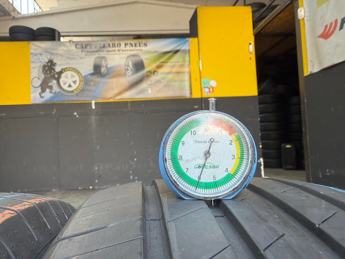 Usato: 4 Pneumatici Goodyear EfficientGrip Performance 215/55R18 95H Estive 85-90% Residui
