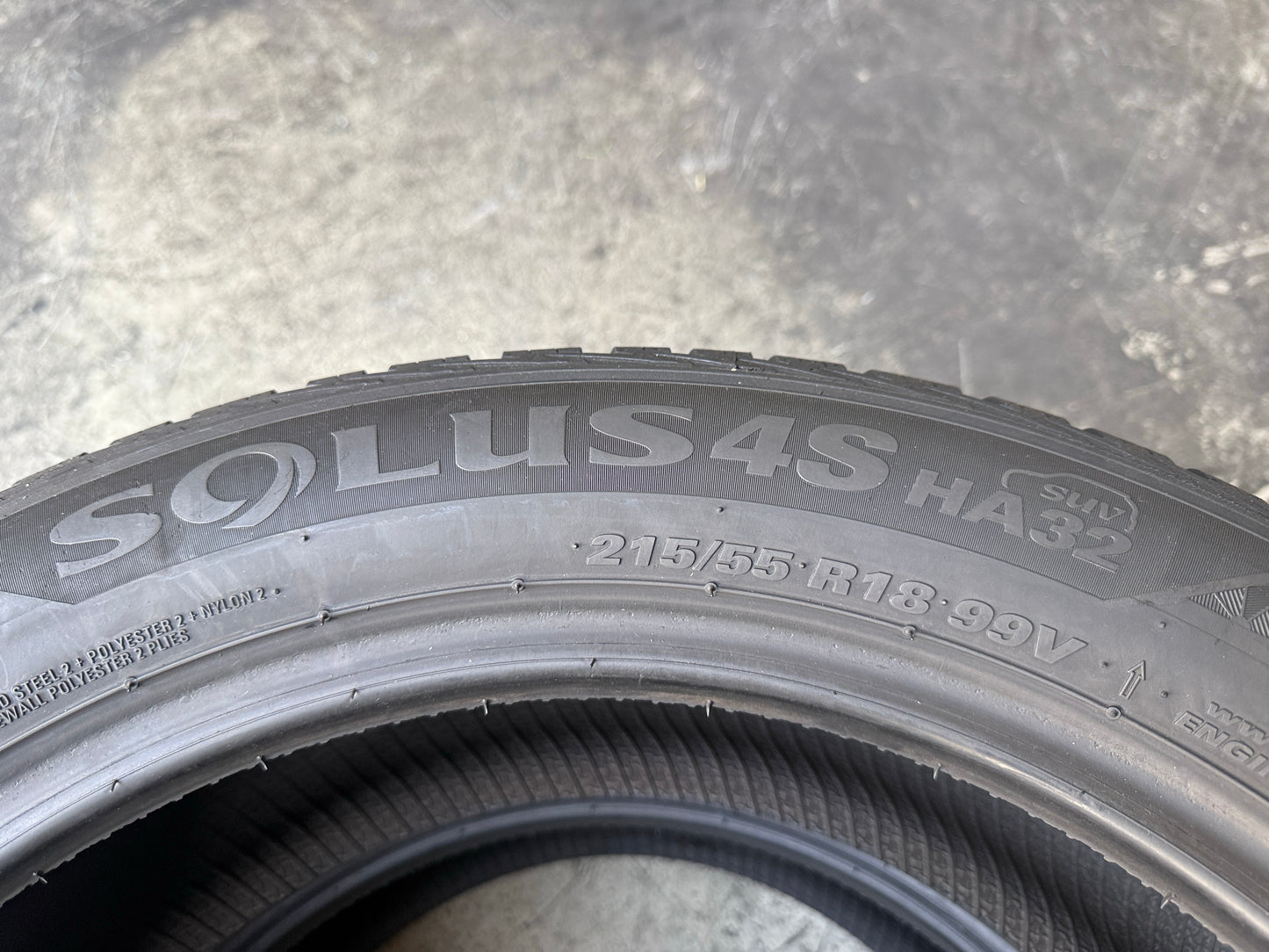 Usato: 2 Pneumatici Kumho Solus 4S HA32 215/55R18 99V XL 4 Stagioni 85% Residui