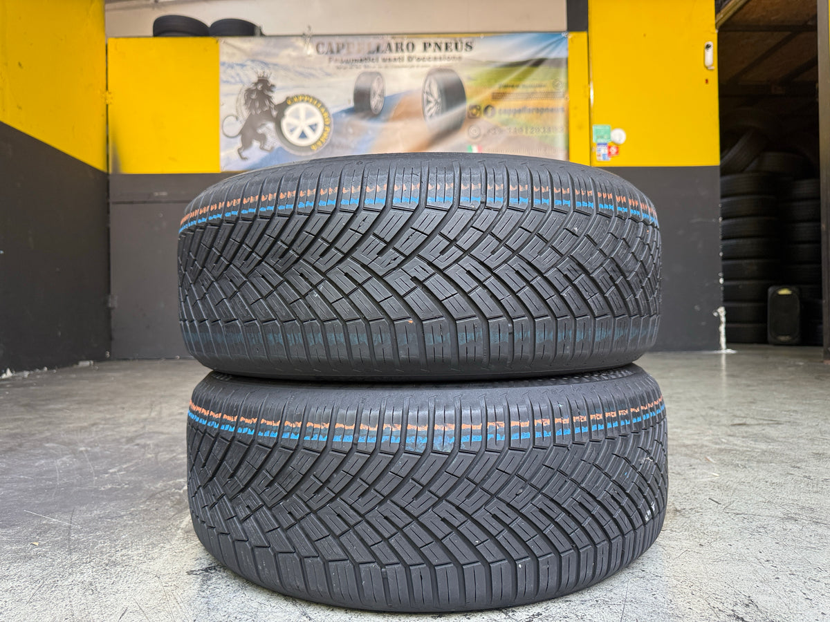Usato: 2 Pneumatici Continental AllSeasonContact 225/55R18 98V 4 Stagioni 85% Residui