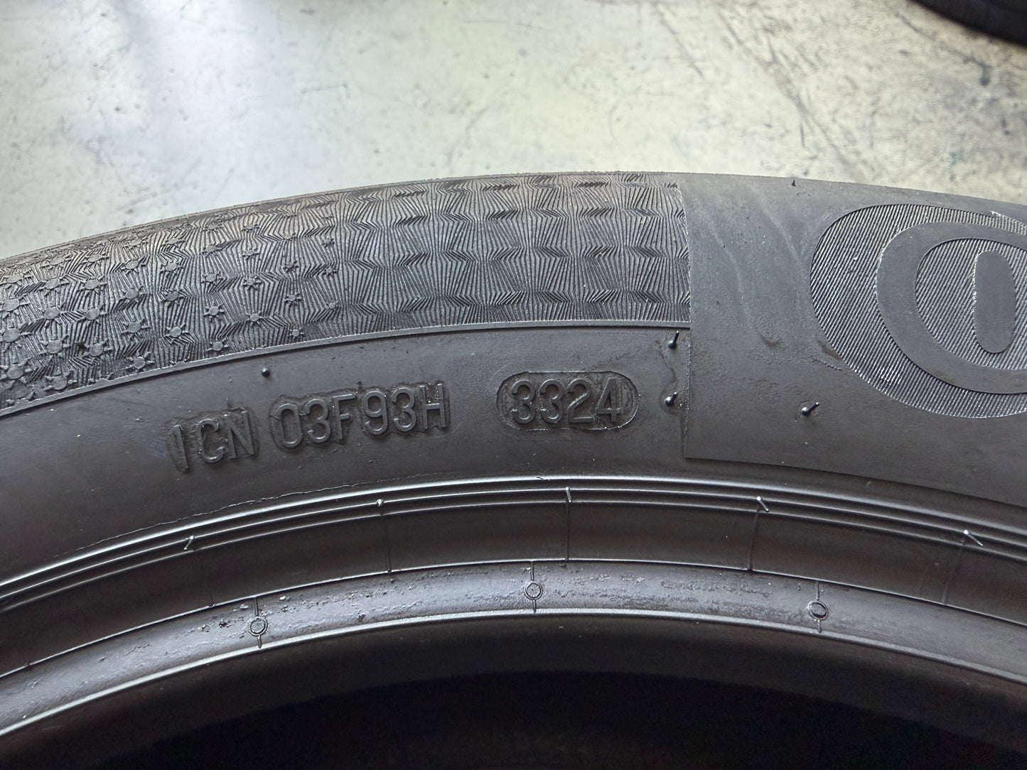 Usato: 2 Pneumatici Continental AllSeasonContact 2 225/55R18 102V XL 4 Stagioni 85% Residui