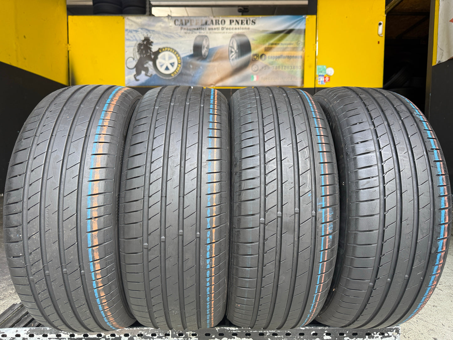 Usato: 4 Pneumatici Nexen N'Fera Sport SU2 225/55R18 102Y XL Estive 95% Residui DOT 2024