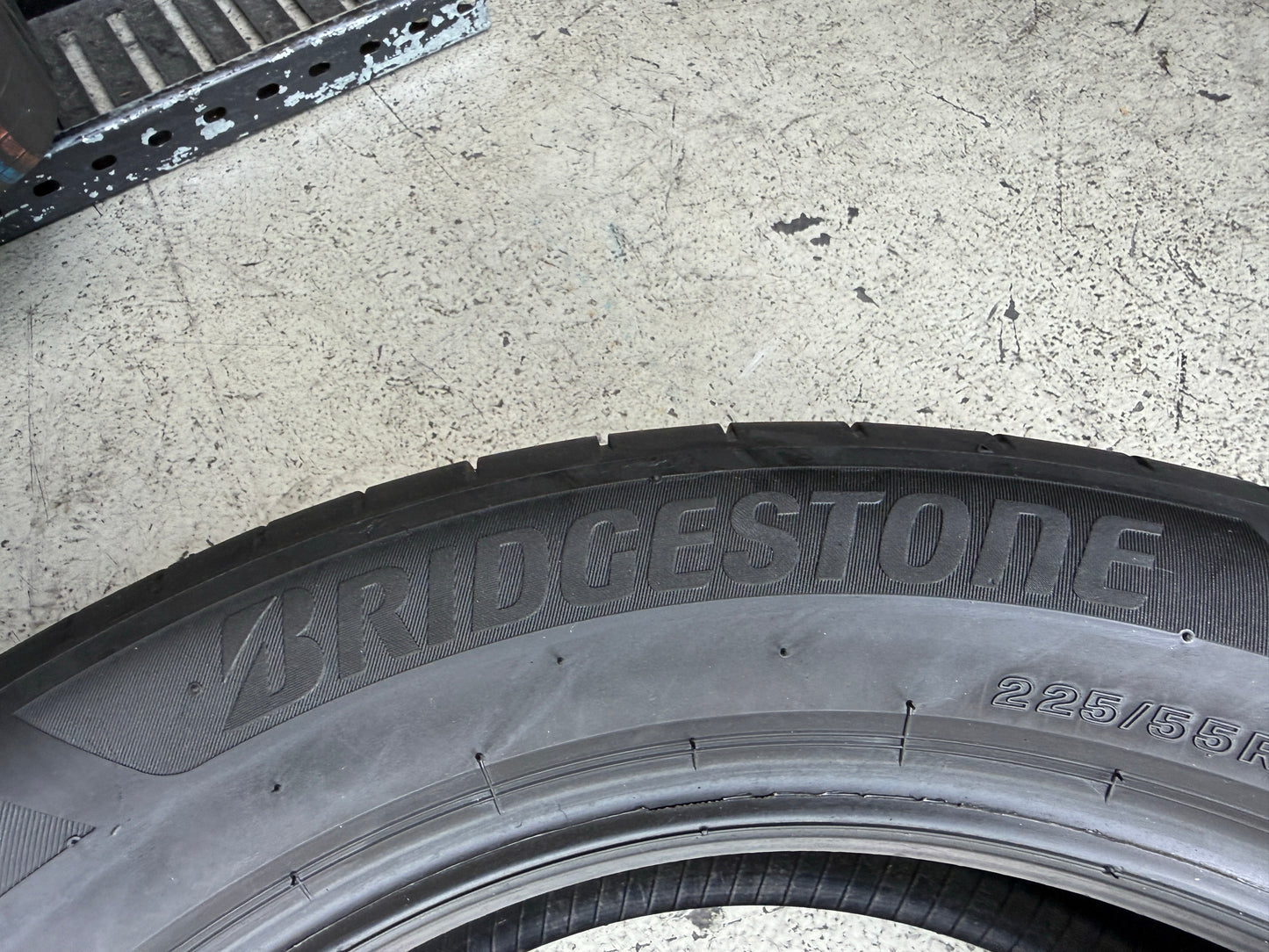 Usato: 4 Pneumatici Bridgestone Turanza 6 225/55R18 98V Estive 90% Residui