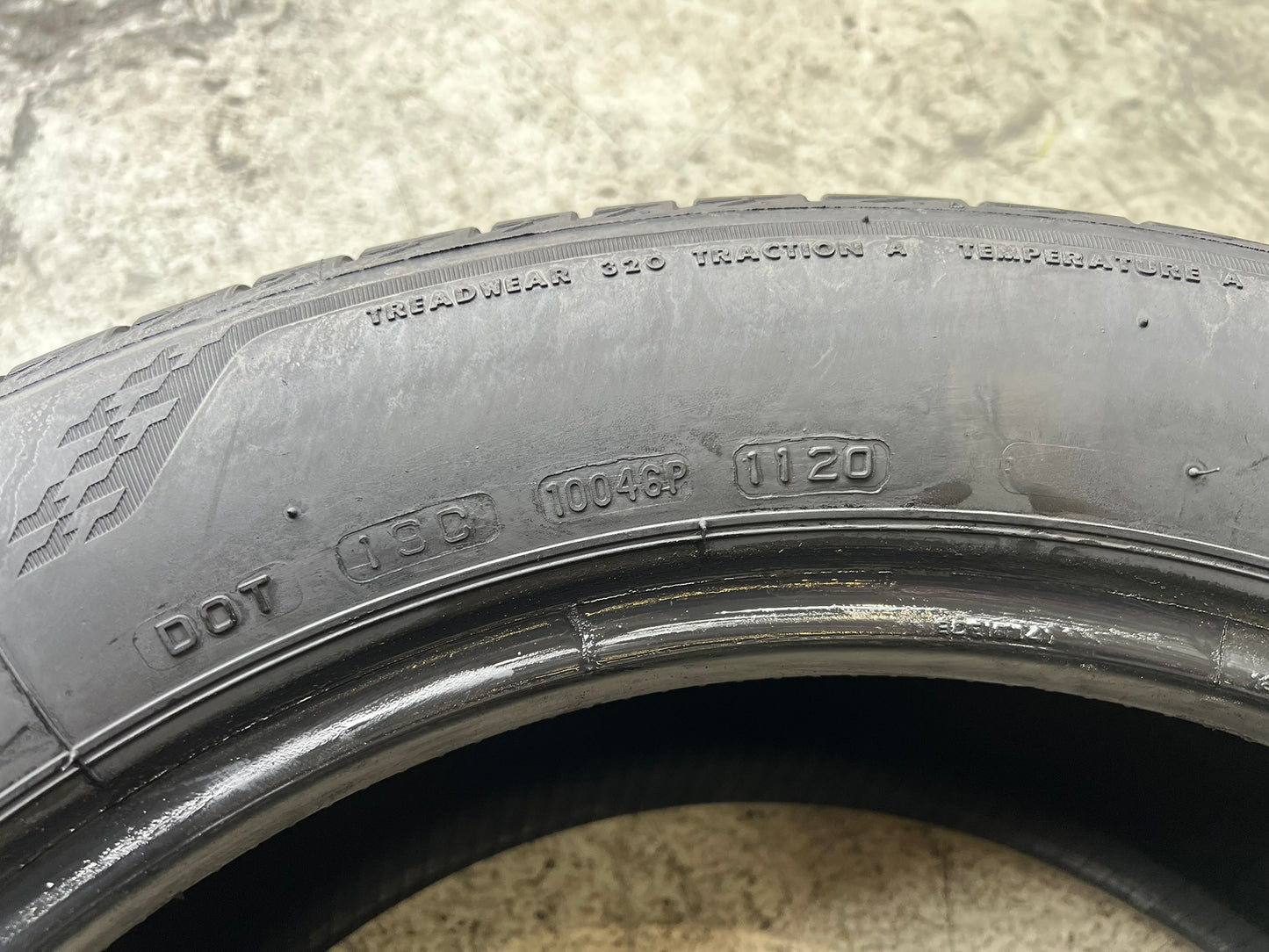 Usato: 4 Gomme 225/55R18 98V Bridgestone estive 90% residui