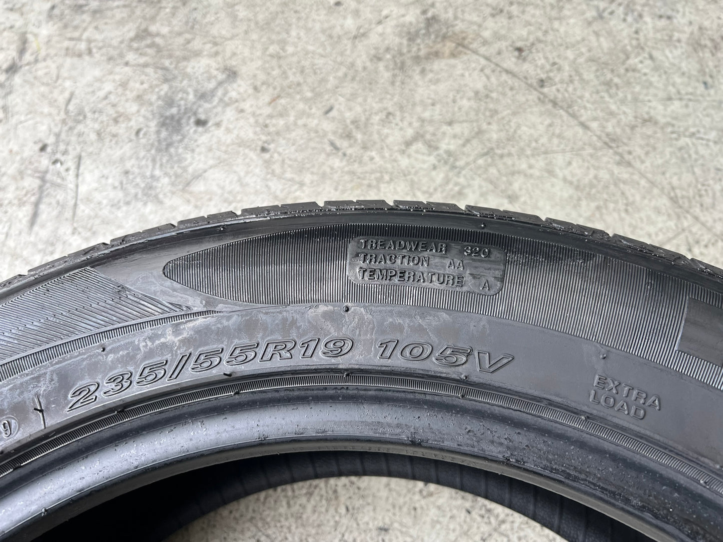 Usato: 4 Gomme 235/55R19 105V XL Nexen estive 90% residui