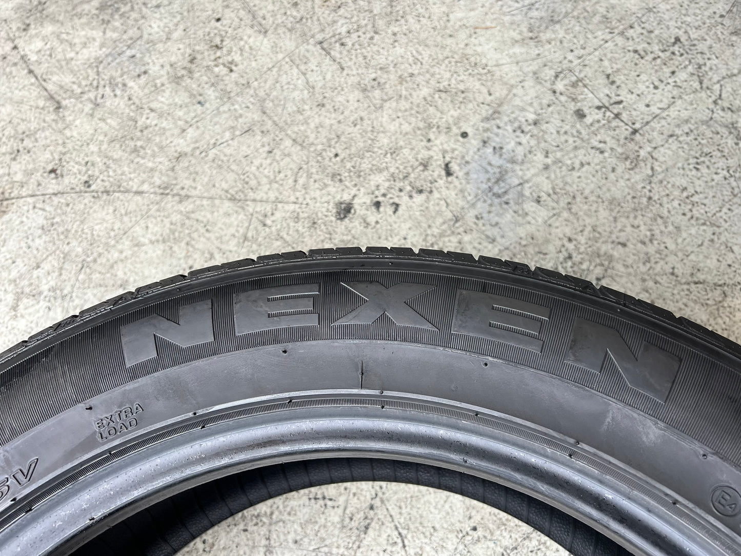 Usato: 4 Gomme 235/55R19 105V XL Nexen estive 90% residui