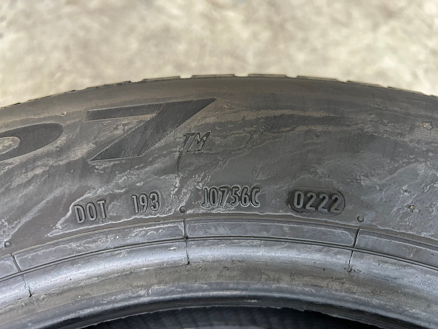 Usato: 2 Gomme 215/55R17 94V Pirelli estive 80% residui