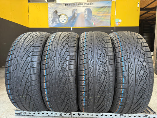 Usato: 4 Gomme 235/55R17 99V MO Pirelli Invernali 85% residui