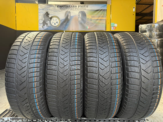 Usato: 2 Gomme 225/55R18 98H Pirelli Invernali 70% residui