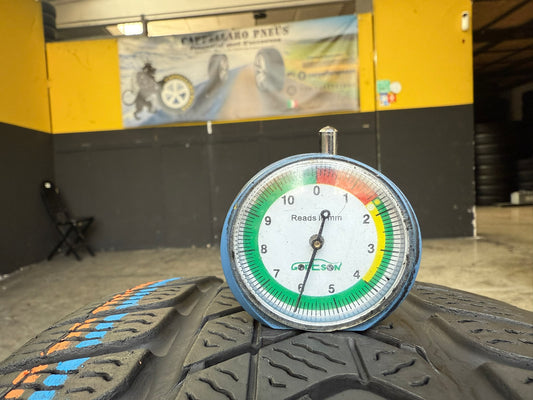 Usato: 2 Gomme 215/60R16 95H Pirelli Invernali 85% residui