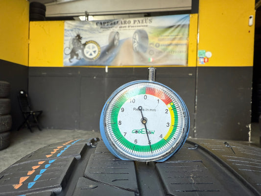 Usato: 2 Gomme 245/35R20 95W XL Pirelli Invernale 80% residui