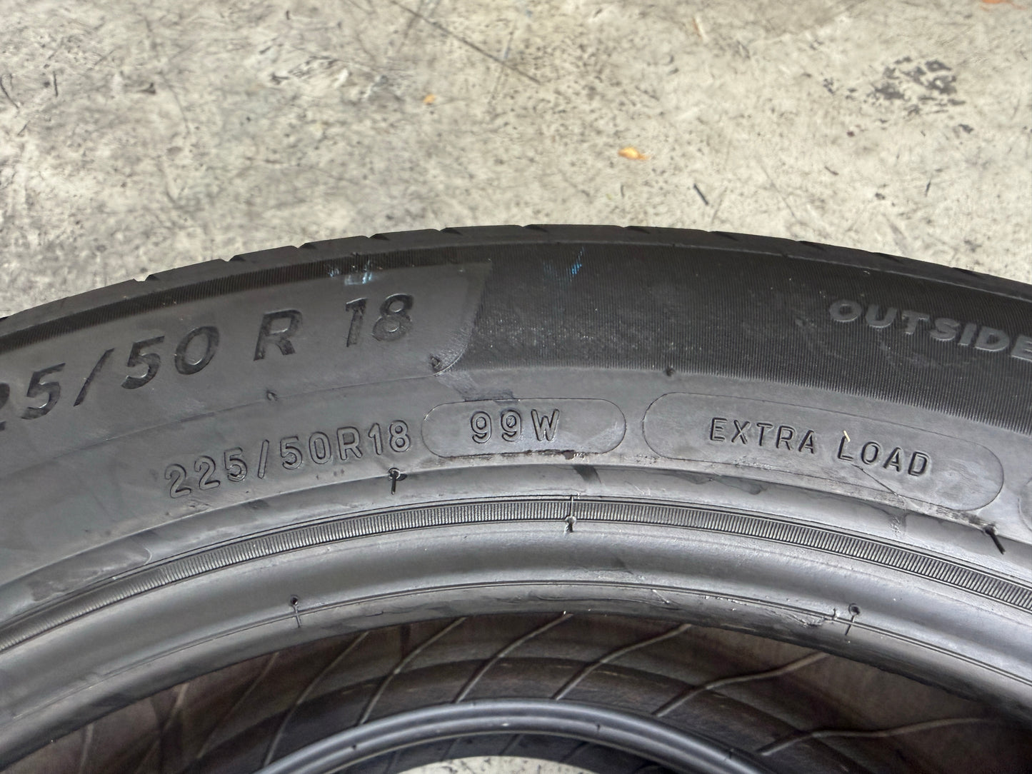 Usato: 2 Pneumatici Michelin Primacy 4 225/50R18 99W XL * Estivi 80% Residui