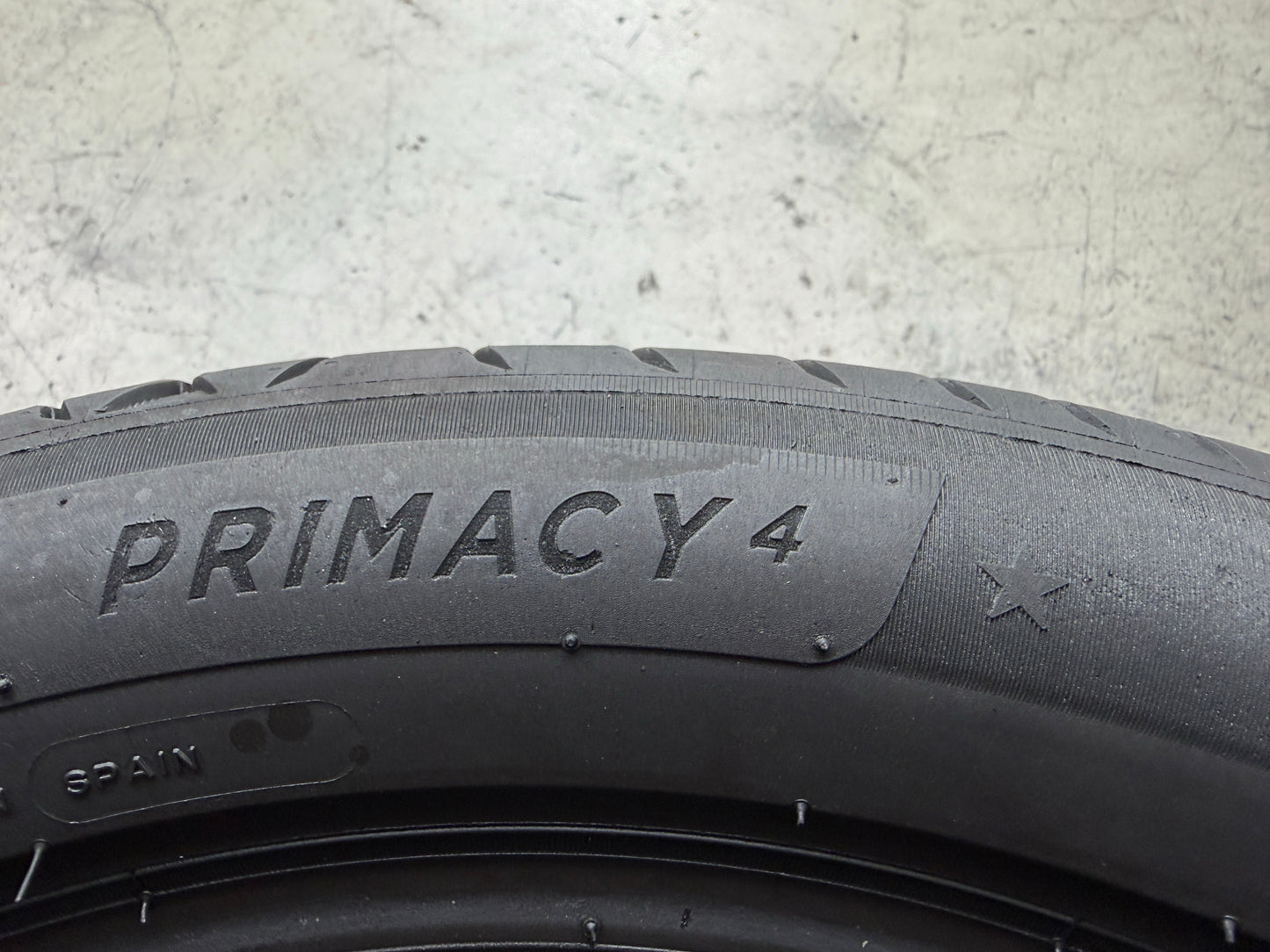 Usato: 2 Pneumatici Michelin Primacy 4 225/50R18 99W XL * Estivi 80% Residui