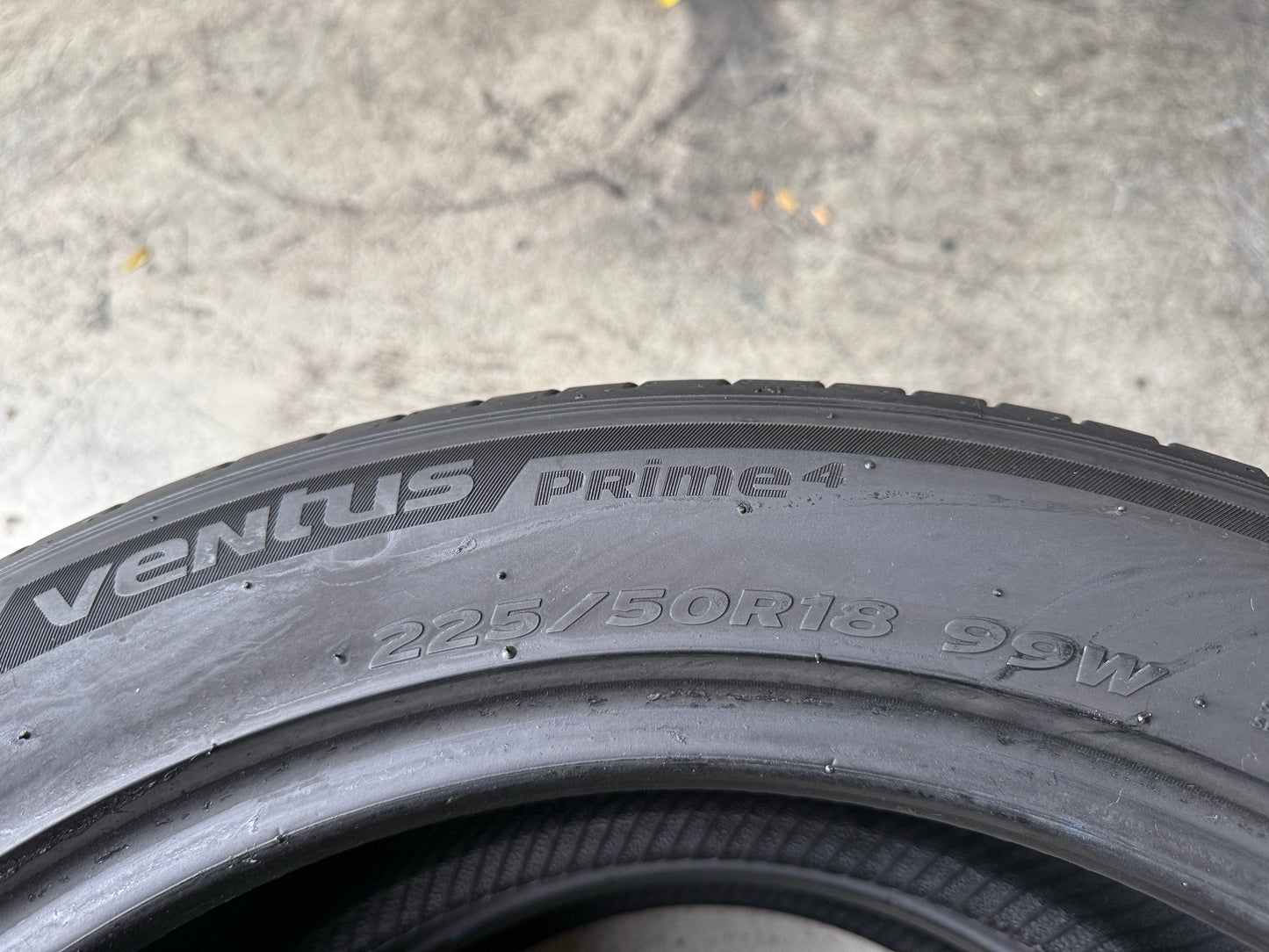 Usato: 2 Pneumatici Hankook Ventus Prime 4 K135 225/50R18 99W XL Estivi 95% Residui