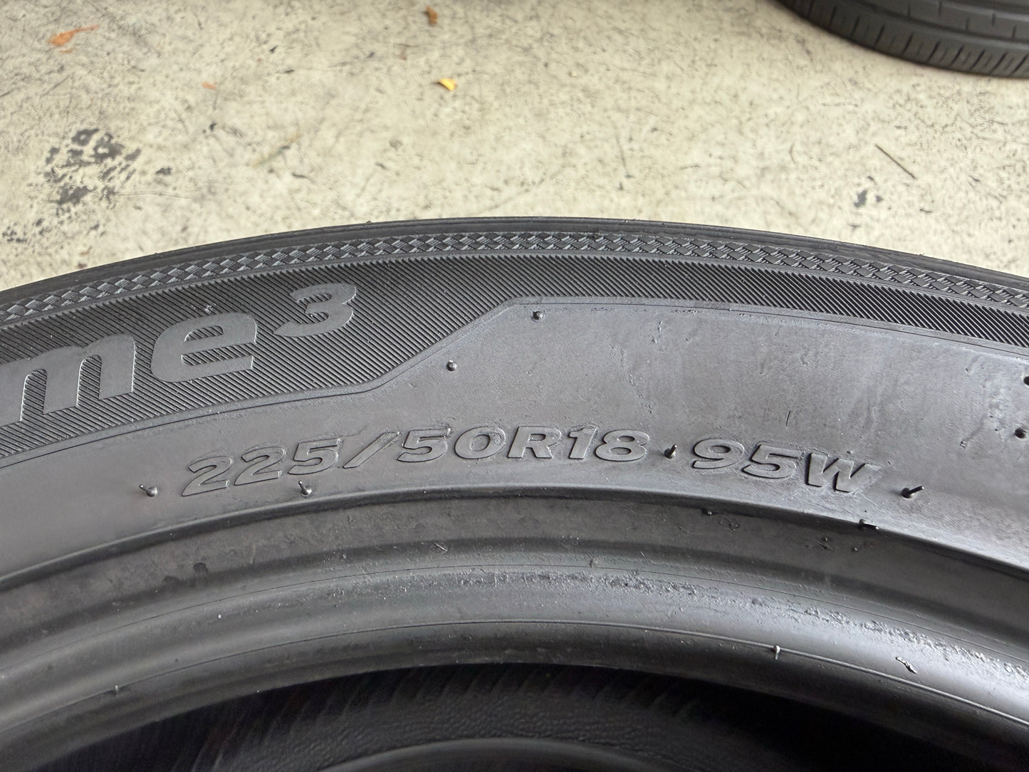 Usato: 2 Pneumatici Hankook Ventus Prime3 225/50R18 95W Estivi 95% Residui