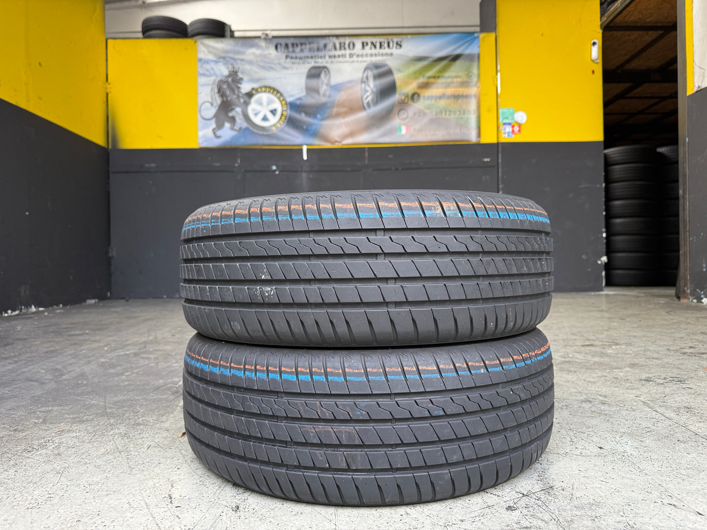 Usato: 2 Pneumatici Firestone Roadhawk 205/55R17 95V XL Estivi 85% Residui
