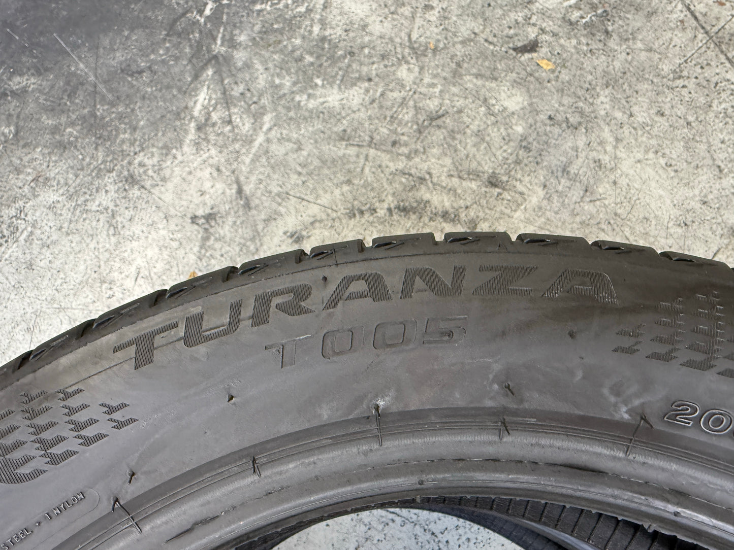 Usato: 2 Pneumatici Bridgestone Turanza T005 205/55R17 91W MO Estivi 85% Residui