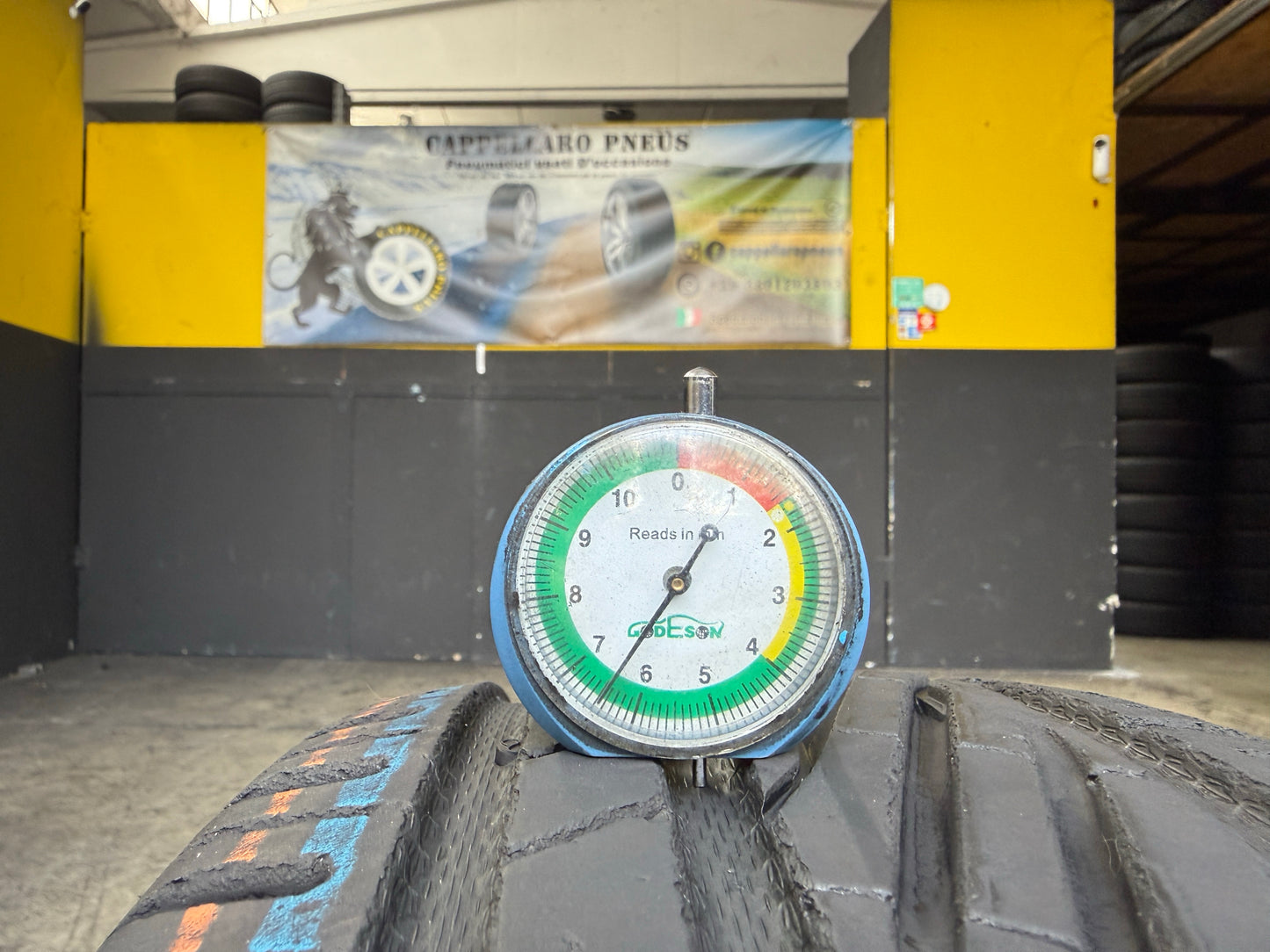 Usato: 2 Pneumatici Uniroyal RainSport 5 EVc 205/55R17 95V XL Estivi 95% Residui DOT 2025