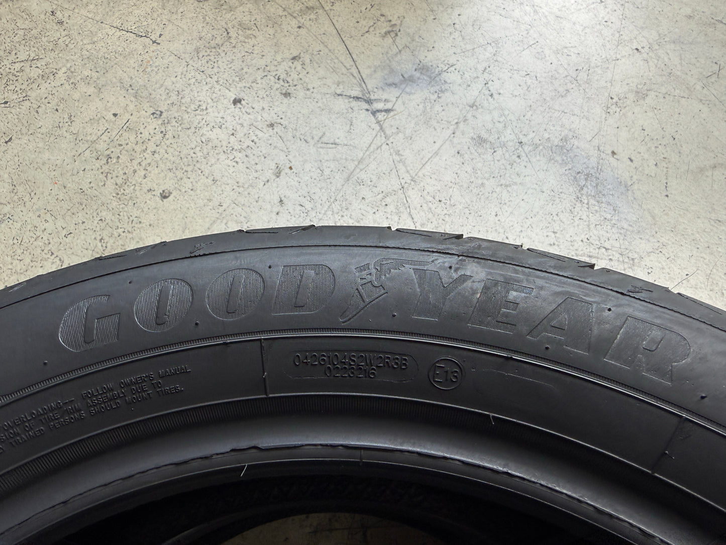 Usato: 2 Pneumatici Goodyear EfficientGrip Performance 2 EVR 205/55R17 95V XL Estivi 90% Residui DOT 2024