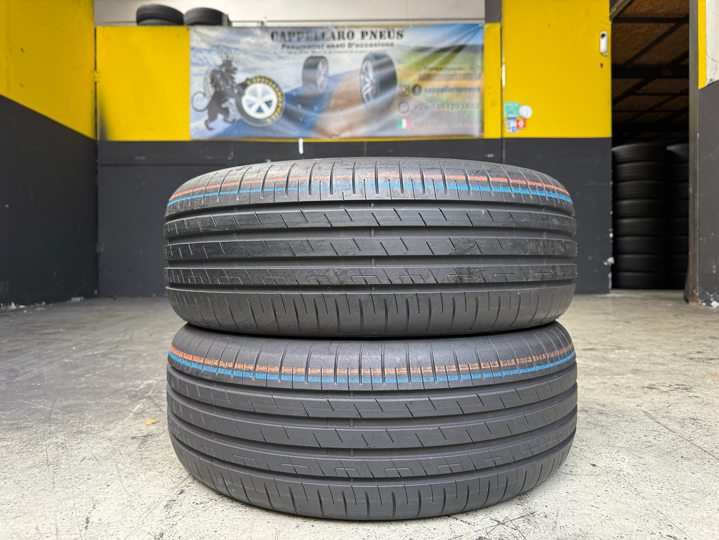 Usato: 2 Pneumatici Goodyear EfficientGrip Performance 205/55R17 91V Estivi 95% Residui DOT 2025