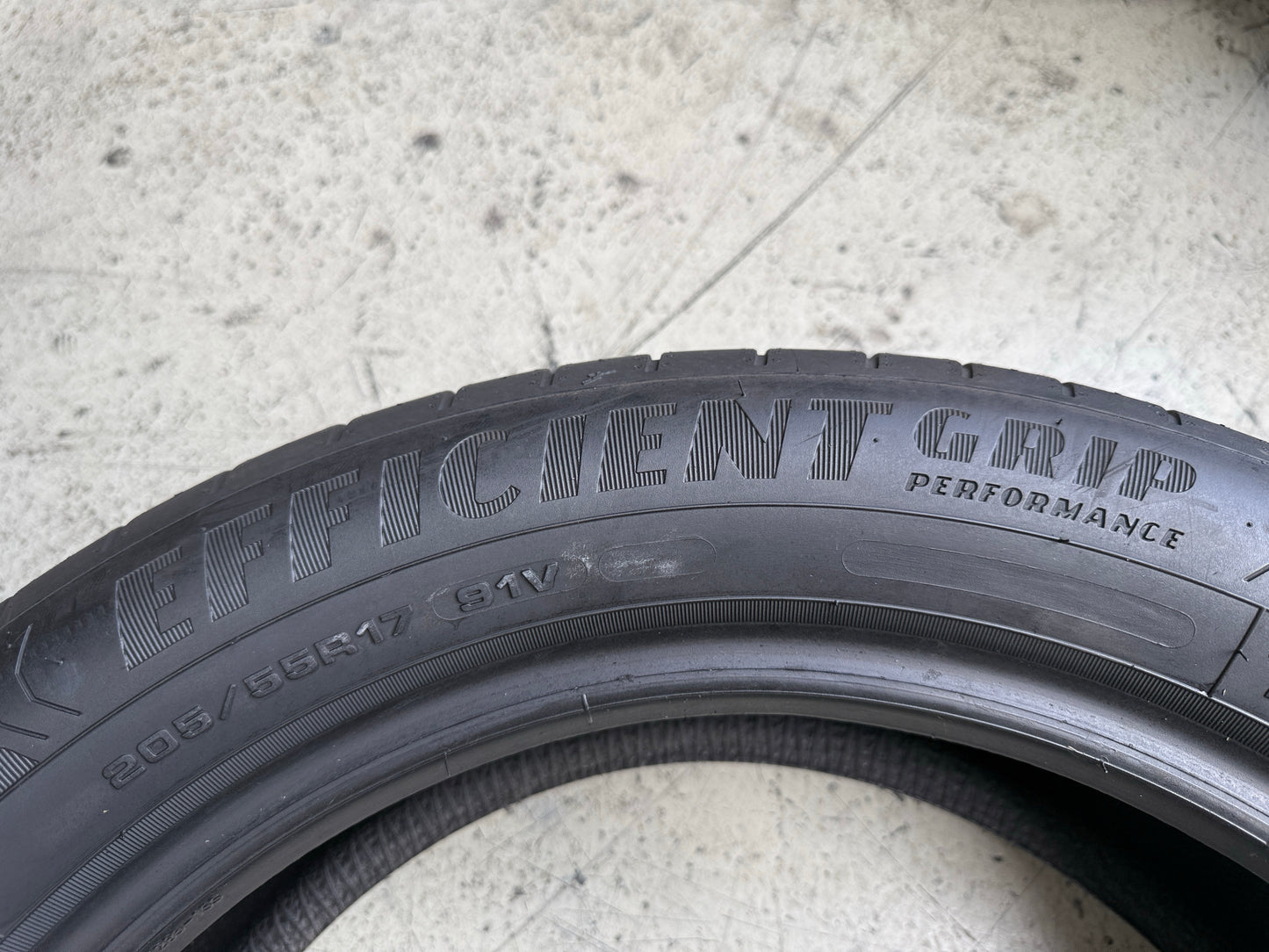 Usato: 4 Pneumatici Goodyear EfficientGrip Performance 205/55R17 91V Estivi 90-95% Residui