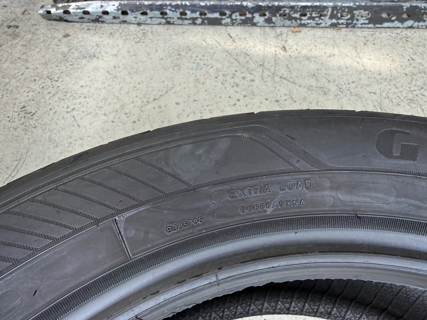 Usato: 4 Pneumatici Goodyear EfficientGrip Performance 2 205/55R17 95V XL Estivi 95% Residui