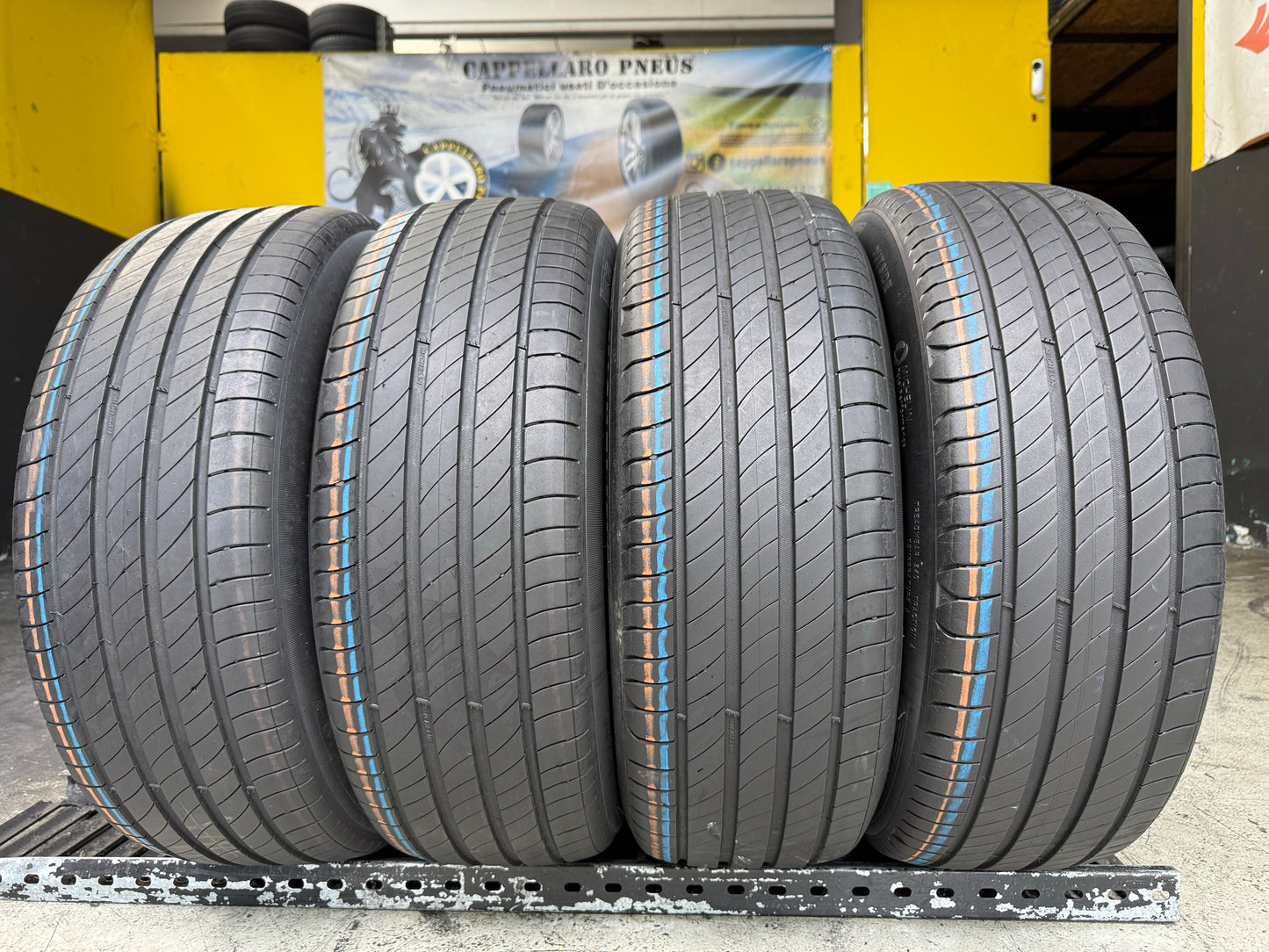 Usato: 4 Pneumatici Michelin Primacy 4 S1 205/55R17 91V Estivi 85% Residui