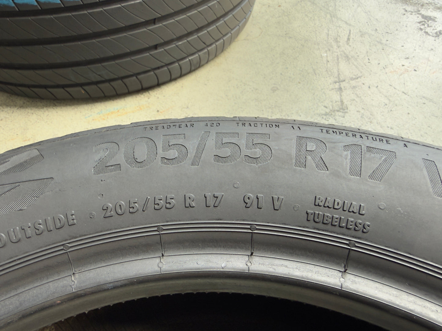 Usato: 4 Pneumatici Continental EcoContact 6 205/55R17 91V Estivi 85-90% Residui
