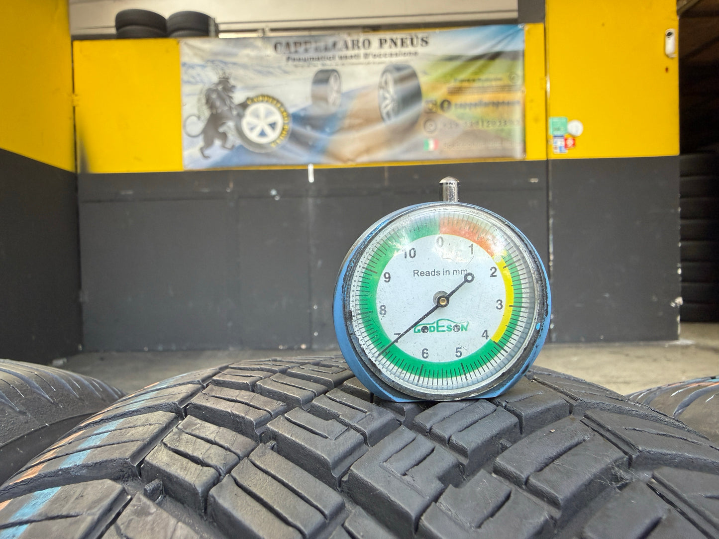 Usato: 4 Pneumatici Continental AllSeasonContact 2 / Dunlop All Season 2 205/55R17 95V XL 4 Stagioni 85-95% Residui