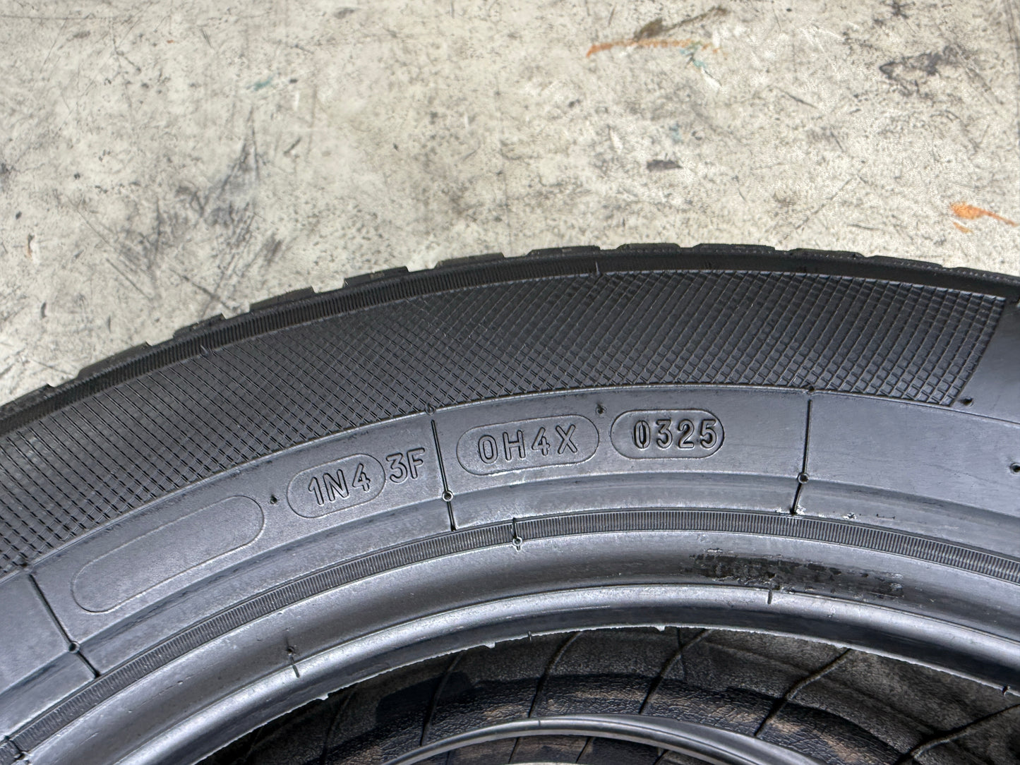 Usato: 2 Pneumatici Kleber Quadraxer 3 215/55R17 98V XL 4 Stagioni 95% Residui DOT 2025