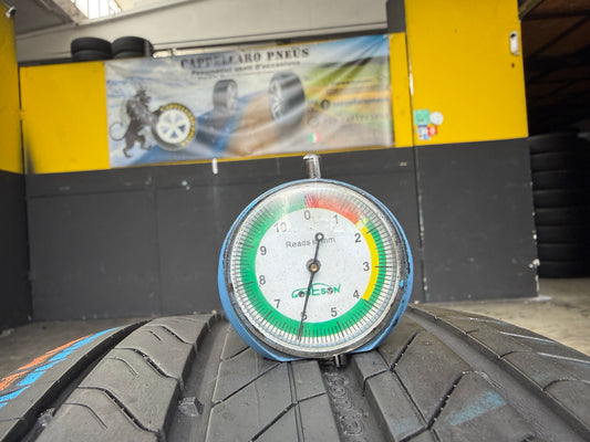 Usato: 2 Pneumatici Continental UltraContact 215/55R17 94W Estivi 90% Residui