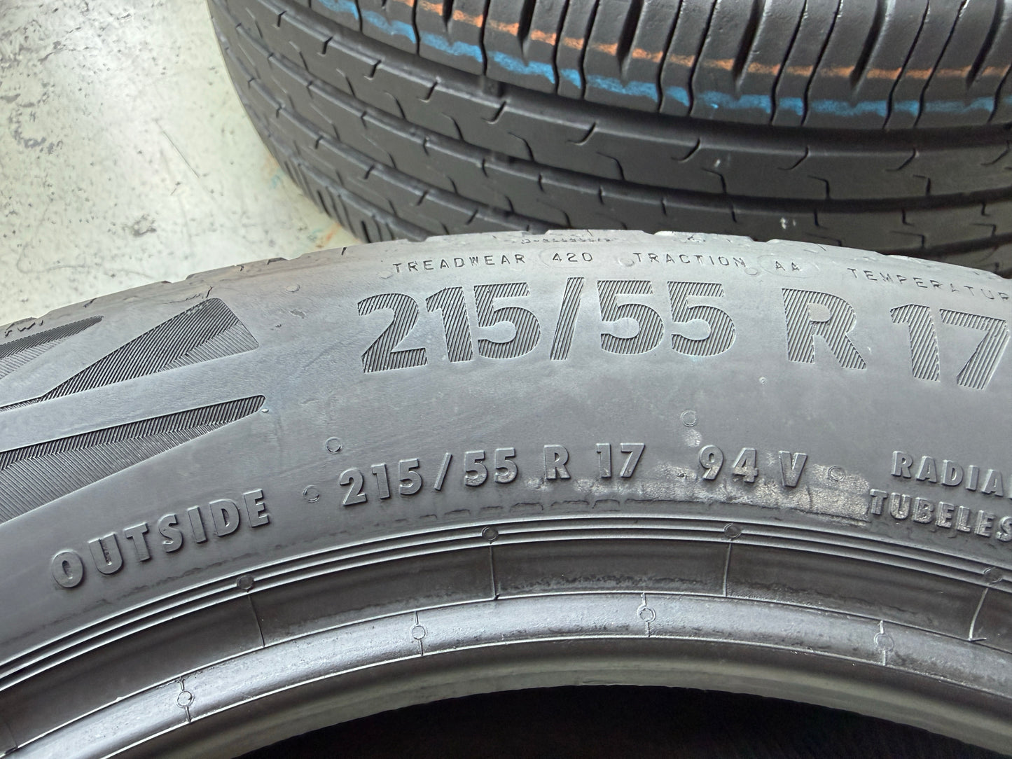 Usato: 4 Pneumatici Continental EcoContact 6 215/55R17 94V Estivi 85% Residui