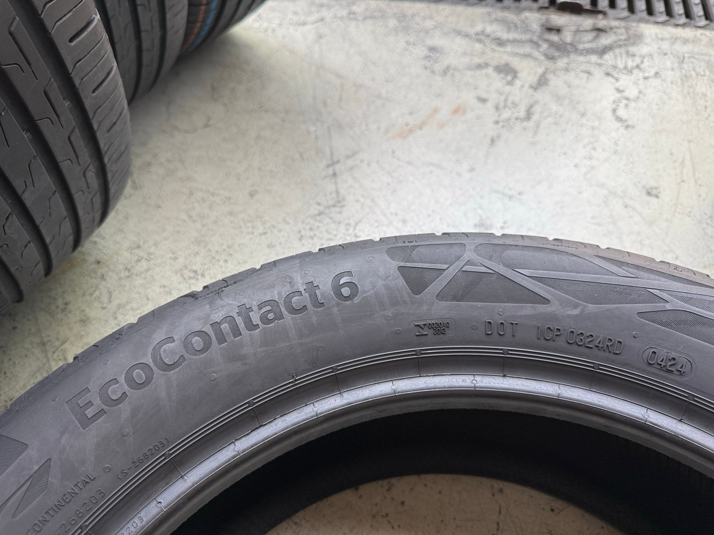 Usato: 4 Pneumatici Continental EcoContact 6 215/55R17 94V Estivi 85% Residui