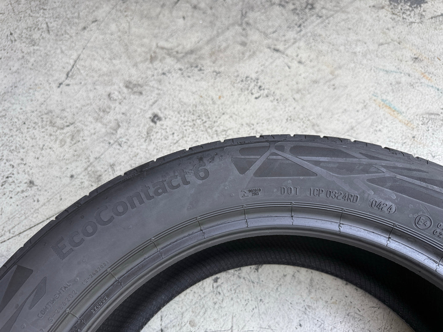 Usato: 4 Pneumatici Continental EcoContact 6 215/55R17 94V Estivi 95% Residui